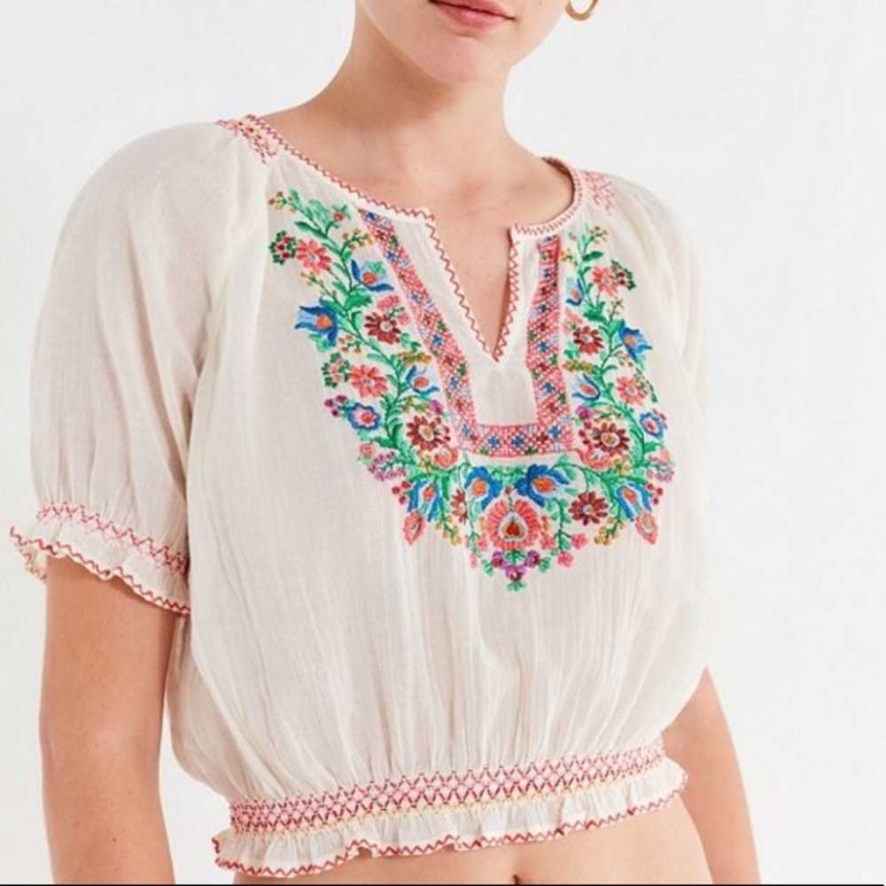 UO floral embroidered peasant crop top